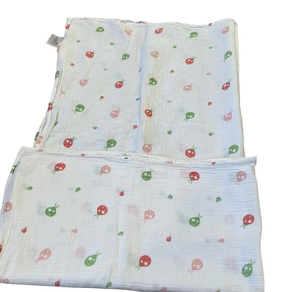 Aden + Anais Muslin Swaddle Blanket With Ladybug Print - Picture 2 of 3